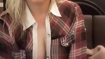 Mirella - [Showup Record Video] Playful Webcam Chat