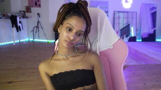 sasha_amour - [Chaturbate] Rides Twerking Fucks Herself