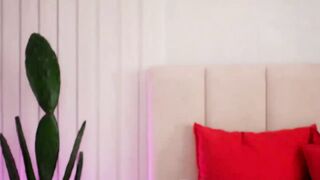 AllisonDesire - [Myfreecams] Cumming Nora Caught On Webcam