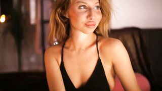 HotVibeGirl - [Myfreecams] amazing College Girl Sweet Girl