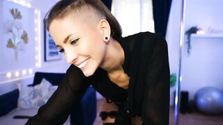Kend_dall - [Myfreecams] Shaved Crazyticket home video