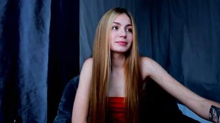 MiaMenthol - [Myfreecams] High Qulity Video Rubbing Pussy Mom