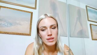 Ohbabykelly - [Myfreecams] Rides Hot Parts Livecam