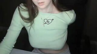 Olivia_Doll - [Myfreecams] summing Only Fun Club Video Does Everything