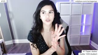 RorrieGomez - [Myfreecams] Sexy Girl big-ass spy