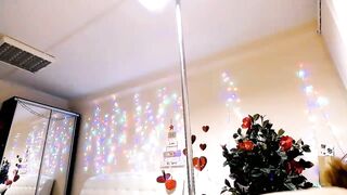 XeniaMilf - [Myfreecams] Masturbation Rides Perfect Body