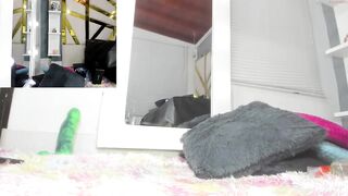 msschloe_ - [Chaturbate] Gorgeous Beautiful Shaved