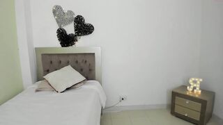 roberta_lipa - [Chaturbate] Webcam Erotic Nice Boobs