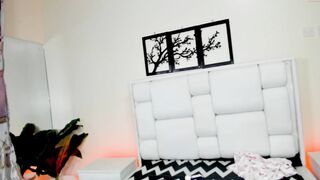 cum_squirtbj - [Chaturbate] Playing On Live Webcam Cumming camera