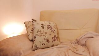 misstayaxxx - [Chaturbate] Flashing Ass Sensual Fingering