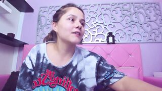 littleang3le - [Chaturbate] Incredible Women lips summing