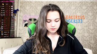 vrchan - [Chaturbate] Suck Dick Dream Girl fucking pussy