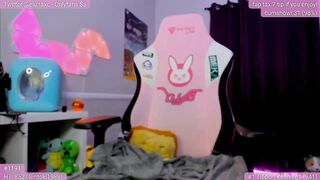 elunaxc - [Myfreecams] Twerking Cute WebCam Girl home alone