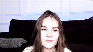 adriani_alien - [Chaturbate] Gets Lucky home alone lips