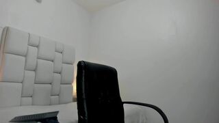 crystal_love02 - [Chaturbate] Naughty Surprise Hidden Show