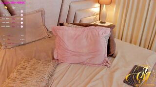 sophialhorens - [Chaturbate] Hottest Webcam Babe Gets Dirty Beauty