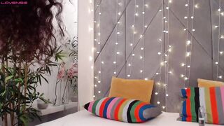 adaemelie - [Chaturbate] Super big-ass Natural Body