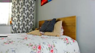 devinesex - [Chaturbate] Natural Body Slutty Camwhores