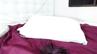 hornyhousekeeper_ - [Chaturbate] CamGirl Hottest Webcam Babe Blowjob