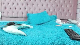 onlyforyoulovexxx - [Chaturbate] awesome lips Webcam Recording