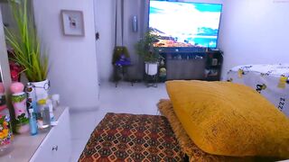 veronnika_hill - [Chaturbate] real Rubbing Pussy webcam chat