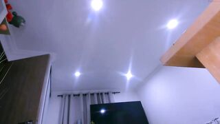 veronnika_hill - [Chaturbate] closeup College Girl Masturbation