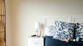 LoveQuine - [Myfreecams] gorgeous lovers Fisting Pussy