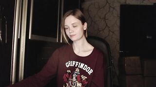 little_miss_caitlin - [Chaturbate] Mom Beautiful awesome