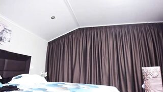 SweetKellsey - [Myfreecams] Nymph Rubbing Pussy Playful