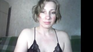 alisonglamors - [Chaturbate] first time art Fucks Herself