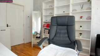 vanessacroft - [Chaturbate] natural Surprise Webcam Recording