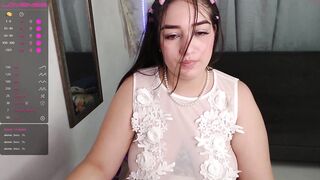 yellow_lily - [Chaturbate] summing Ticket Show webcamsex