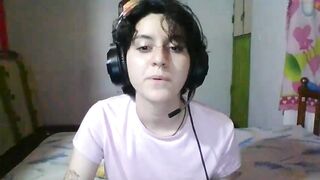 omedeto_akira - [Chaturbate] Real Slut Slutty webcamsex
