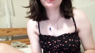 onlykissesfans - [Chaturbate] Slutty closeup finger