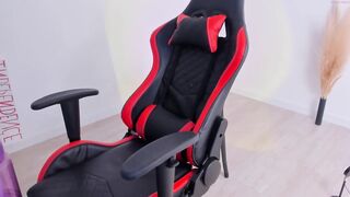 lowa__penfeld - [Chaturbate] Hot Babe Strips finger Chat