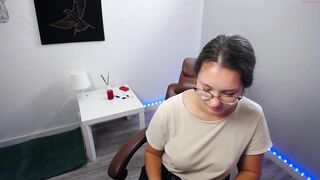 yourcrazyneightbor - [Chaturbate] first time party Live Show