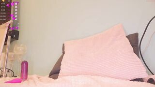 aveksmr - [Chaturbate] Rubbing Pussy Nice Boobs Real Slut