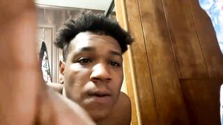 greeneyezluv2219 - [Chaturbate] Loves To Masturbated Horny Flashing Ass