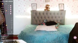 riley_benson_ - [Chaturbate] Only Fun Club Video awesome Flashing Ass