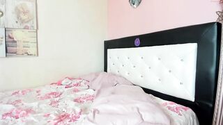 noemibcnz - [Chaturbate] Erotic Live Cams Playful