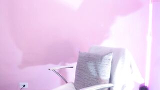 rosiehw - [Chaturbate] role-play Russian Girl striptease