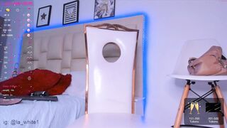 camila_white1 - [Chaturbate] Anal Twerking Chat