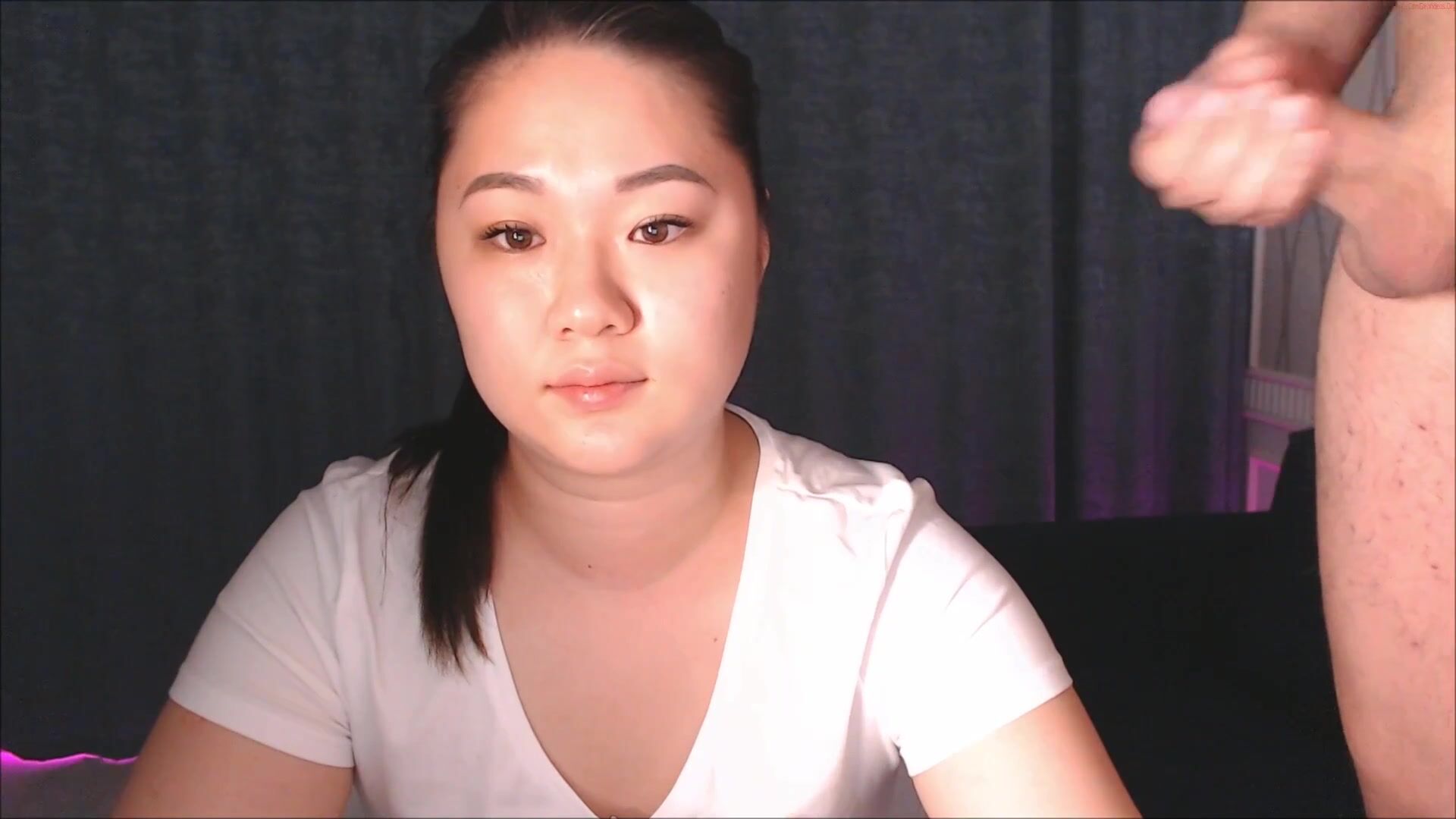 Aliceloo - [Chaturbate] Mom camsex Busty