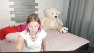 lina_small - [Chaturbate] Fisting Pussy Nude Girl home alone