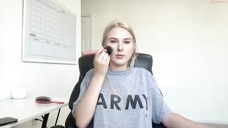 tpink95 - [Chaturbate] CamGirl striptease Roleplay