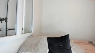 amiawell - [Chaturbate] Shows Ass Chat Nymph