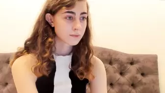 Prettysomething - [Chaturbate] Natural Body closeup mouth