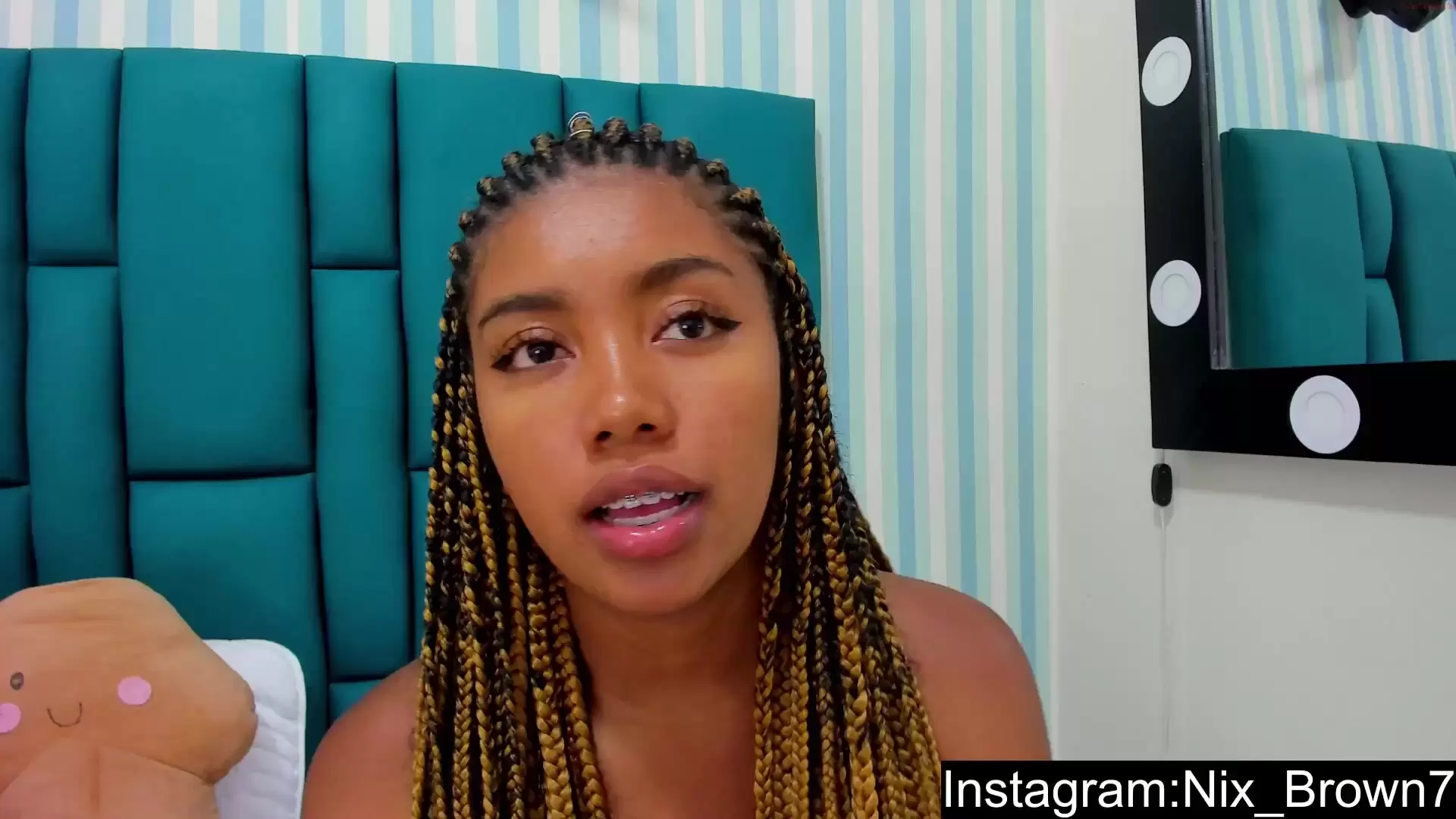 Chaturbate nix_brown