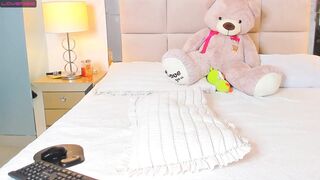 jenny_roberts96 - [Chaturbate] CamGirl Real Slut Pvt