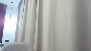 mati1da - [Chaturbate] lips Caught On Webcam Spy Video